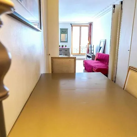 Spacious Studio Near Montorgueil Apartment